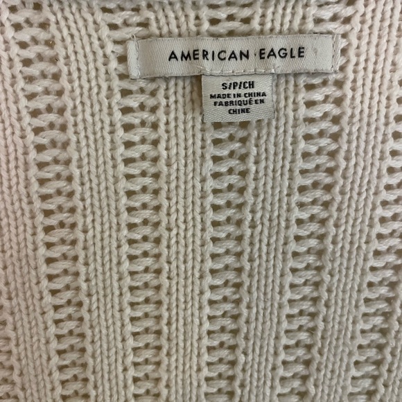 American Eagle Off-White/ tan Knit Sweater with bell sleeves size small - Picture 3 of 4